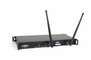 RFIntell QL7R/T1-B 720,500-754,000 МГц 2-канальная радиосистема с 2-мя ручными микрофонами в Ревде